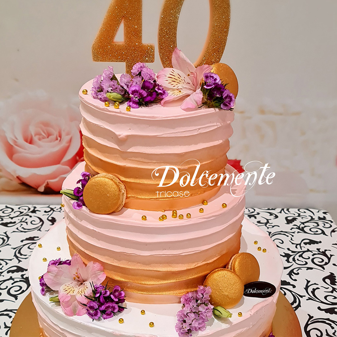 Pasticceria-dolcemente-tricase-torta-40-anni-panna