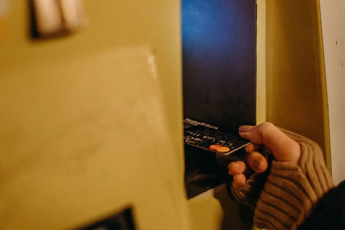 Sei sicuro di sapere qual è il posto migliore dove tenere i tuoi soldi: ecco la risposta